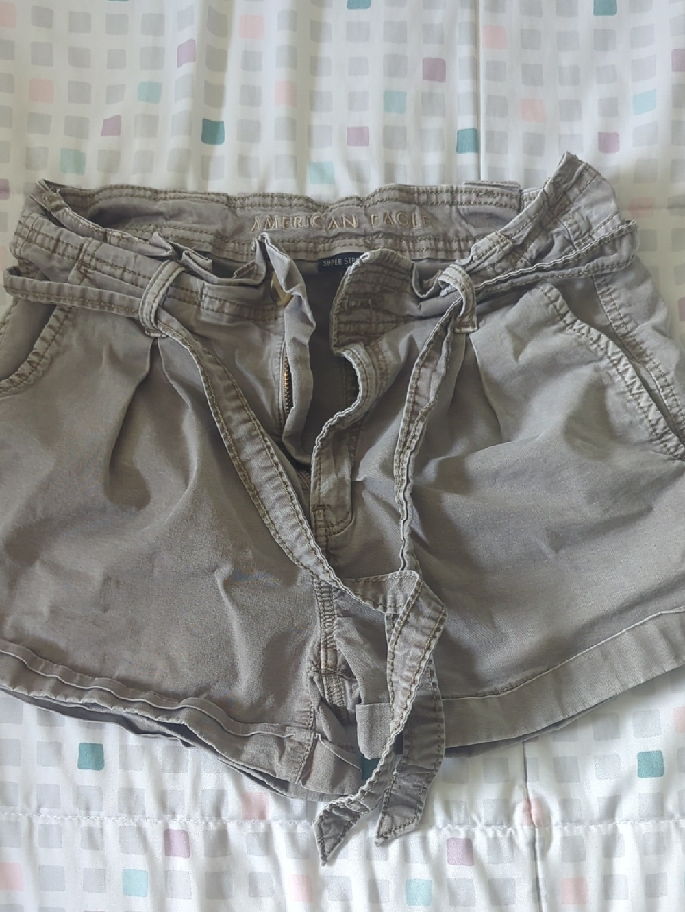American Eagle Outfitters Olive Tie-Waist Women's Shorts